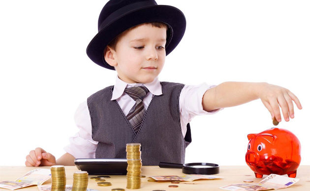 Как научить ребенка обращаться с деньгами: несколько хитрых приемов