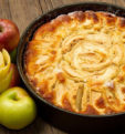 Вкусная шарлотка с яблоками: несколько рецептов пирога с хрустящей корочкой